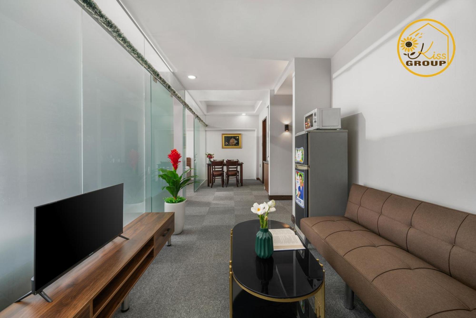 Tokyo Boutique Front Khách sạn